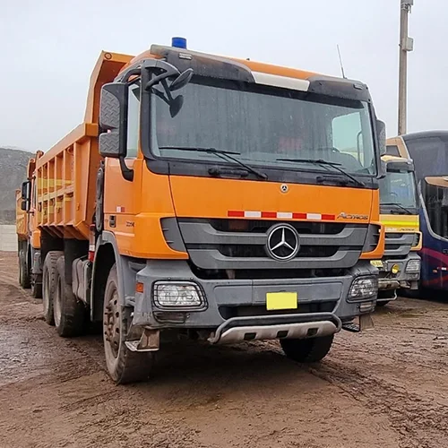 alquiler de volquete mercedes benz 15 m3 actros